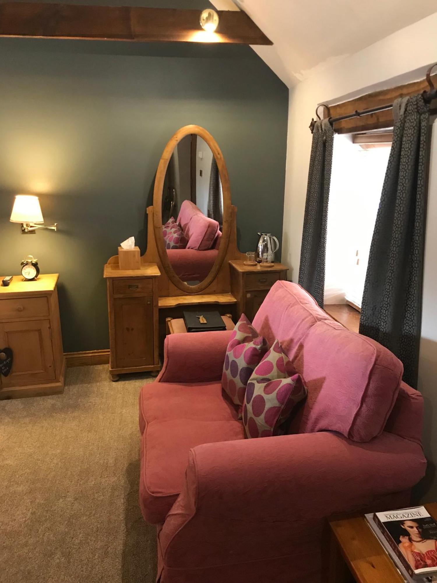 Sebastians Hotel Oswestry Kamer foto
