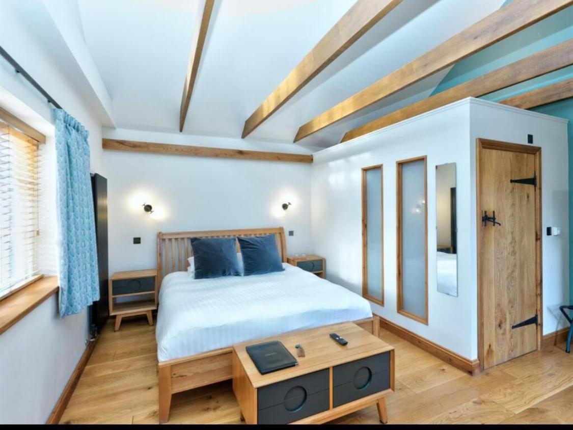 Sebastians Hotel Oswestry Buitenkant foto